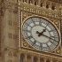 Big Ben z witrażowymi tarczami zegara