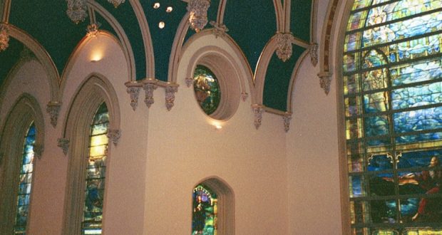 Witraże Tiffany w kościele Prezbiteriańskim w Baltimore